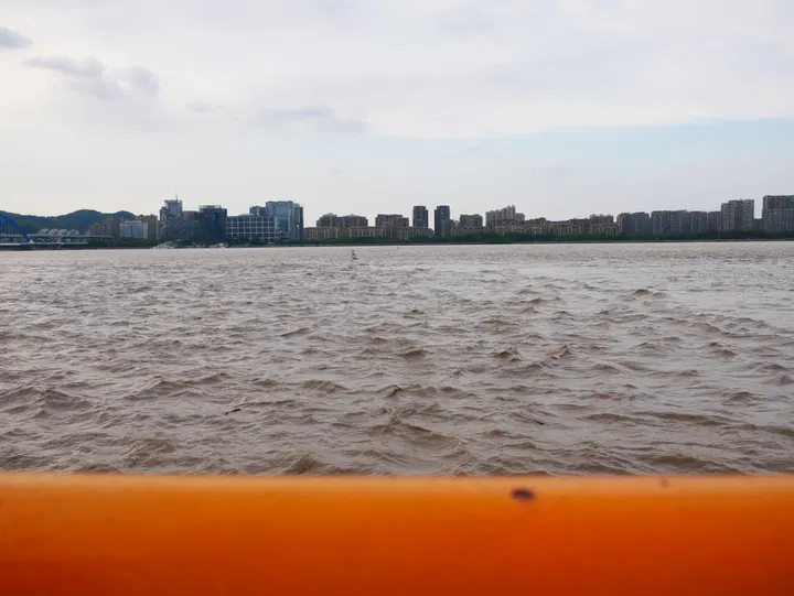 20240922钱塘江观潮 / P1060236.JPG